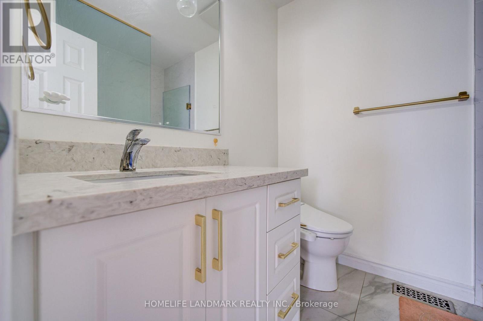 16 Barnstone Drive, Markham, Ontario L6E 2B3 - Photo 35 - N13680534