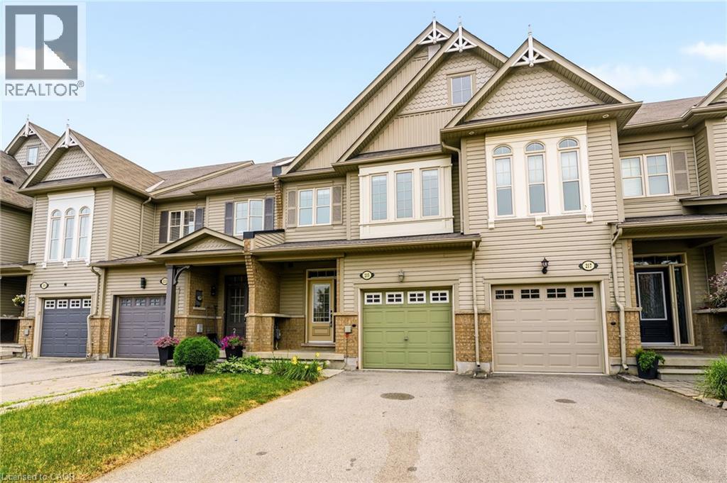 215 NISBET Boulevard, Waterdown, Ontario