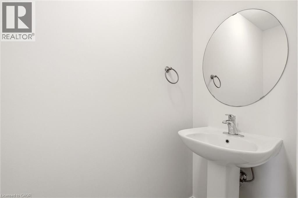 215 Nisbet Boulevard, Waterdown, Ontario L0R 2H9 - Photo 22 - 40849035