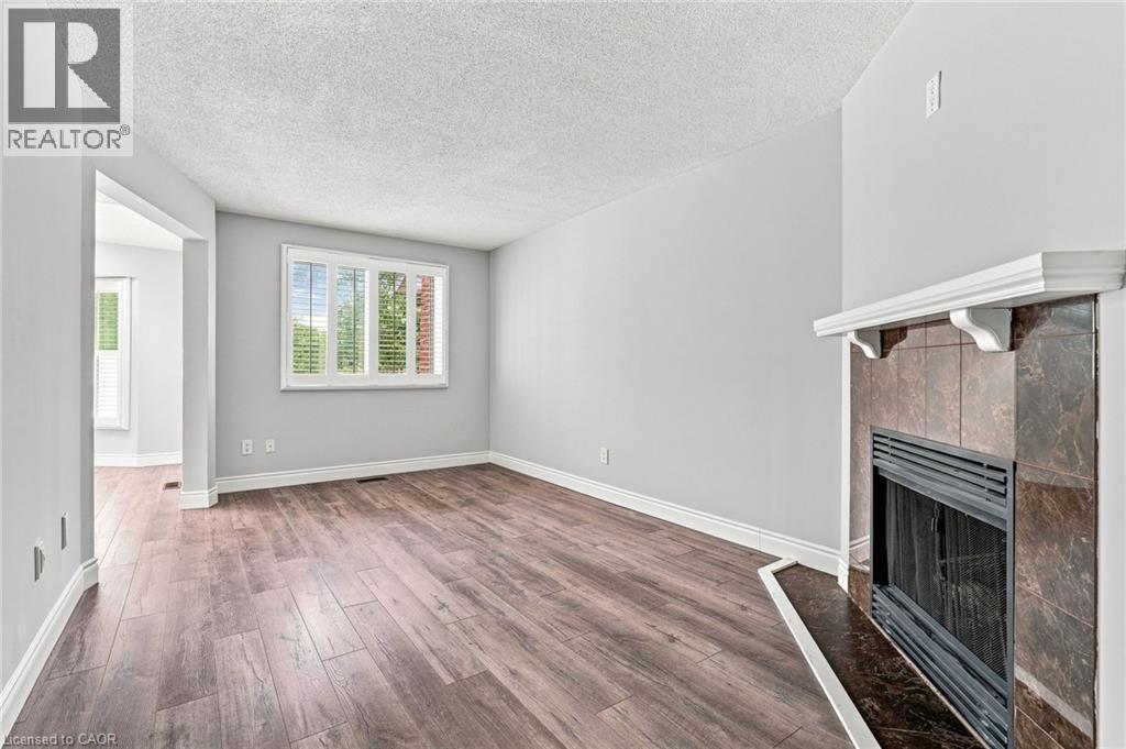 1 Perthshire Court, Hamilton, Ontario  L9B 2H1 - Photo 9 - 40855313