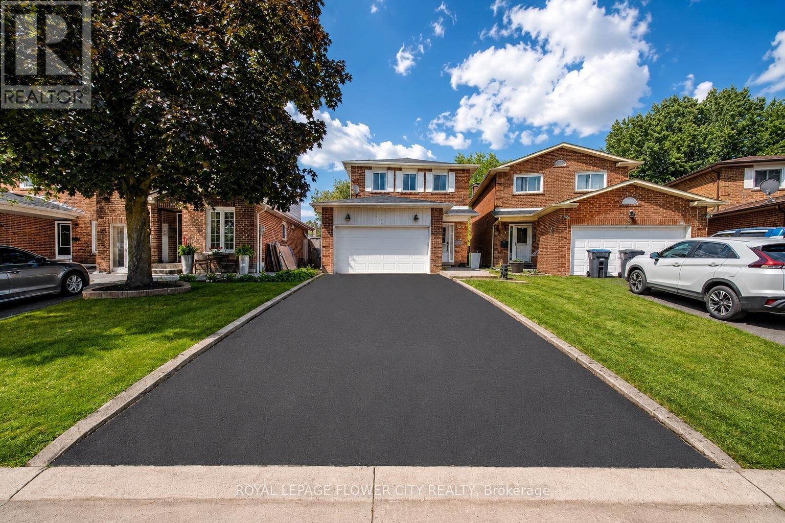 6 CRENSHAW CRESCENT, Brampton, Ontario