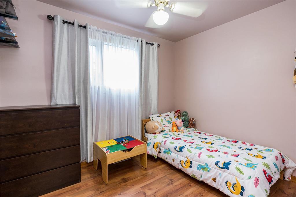 1613 Ross Avenue, Winnipeg, Manitoba  R3E 1E4 - Photo 15 - 202621297