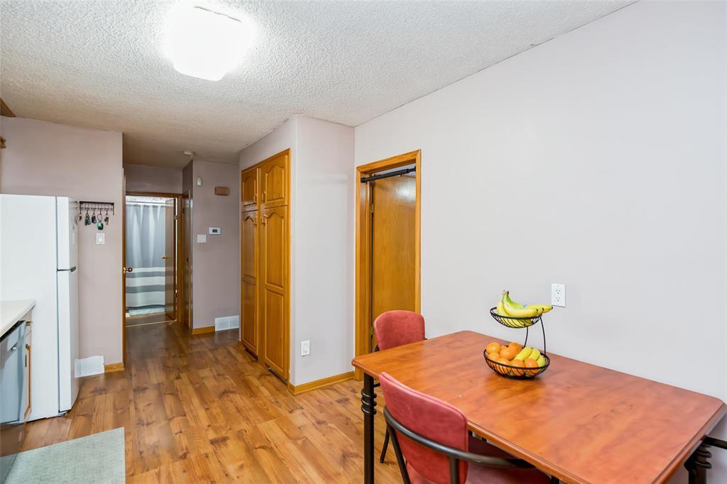 1613 Ross Avenue, Winnipeg, Manitoba  R3E 1E4 - Photo 8 - 202621297