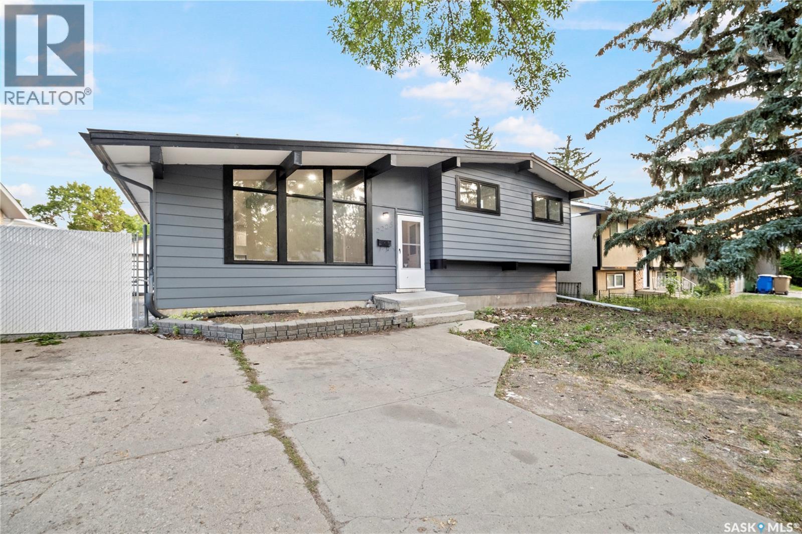 2225 Bedford Avenue E, Regina, Saskatchewan  S4N 0H1 - Photo 2 - SK046550