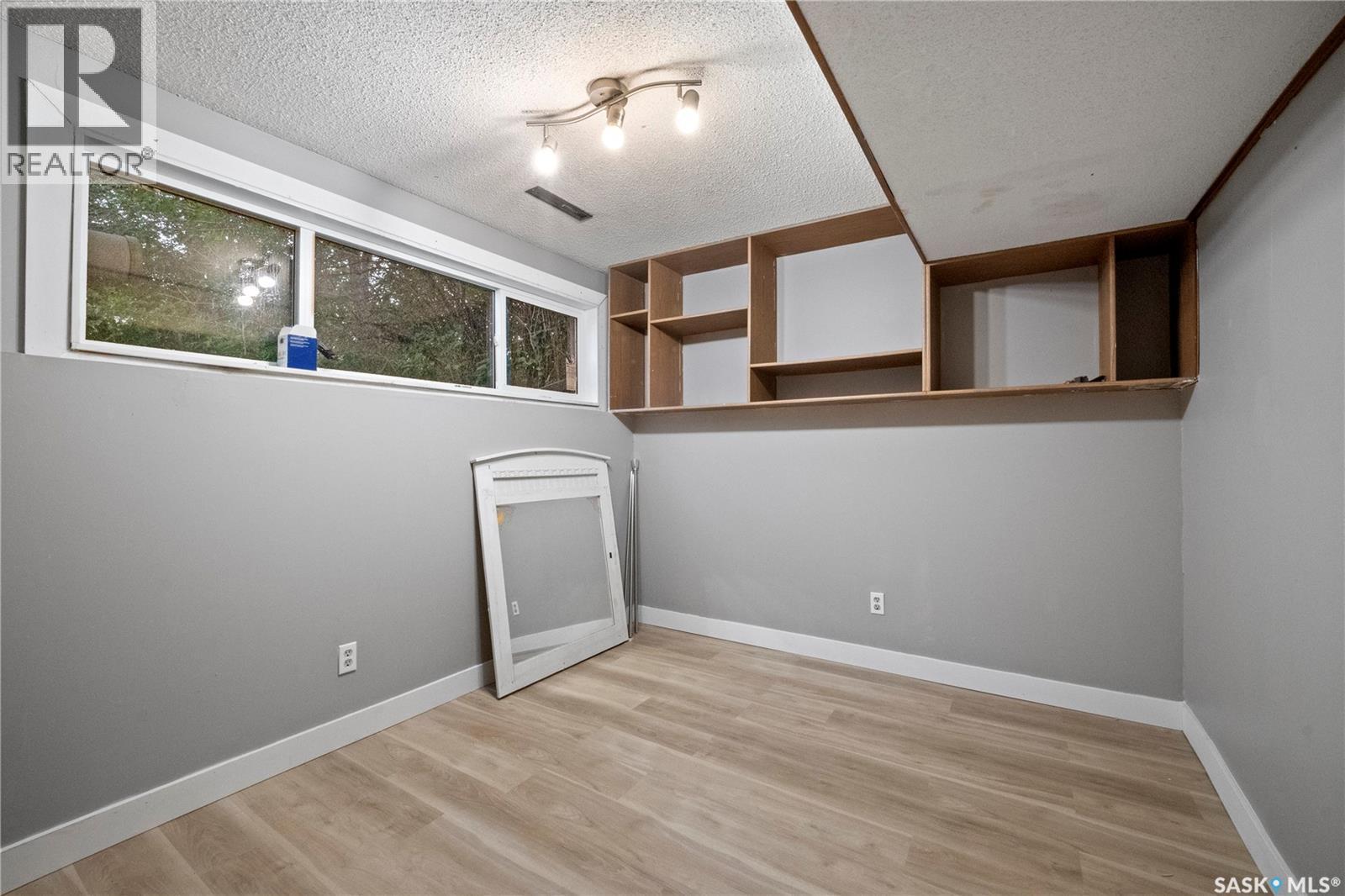 2225 Bedford Avenue E, Regina, Saskatchewan  S4N 0H1 - Photo 20 - SK046550