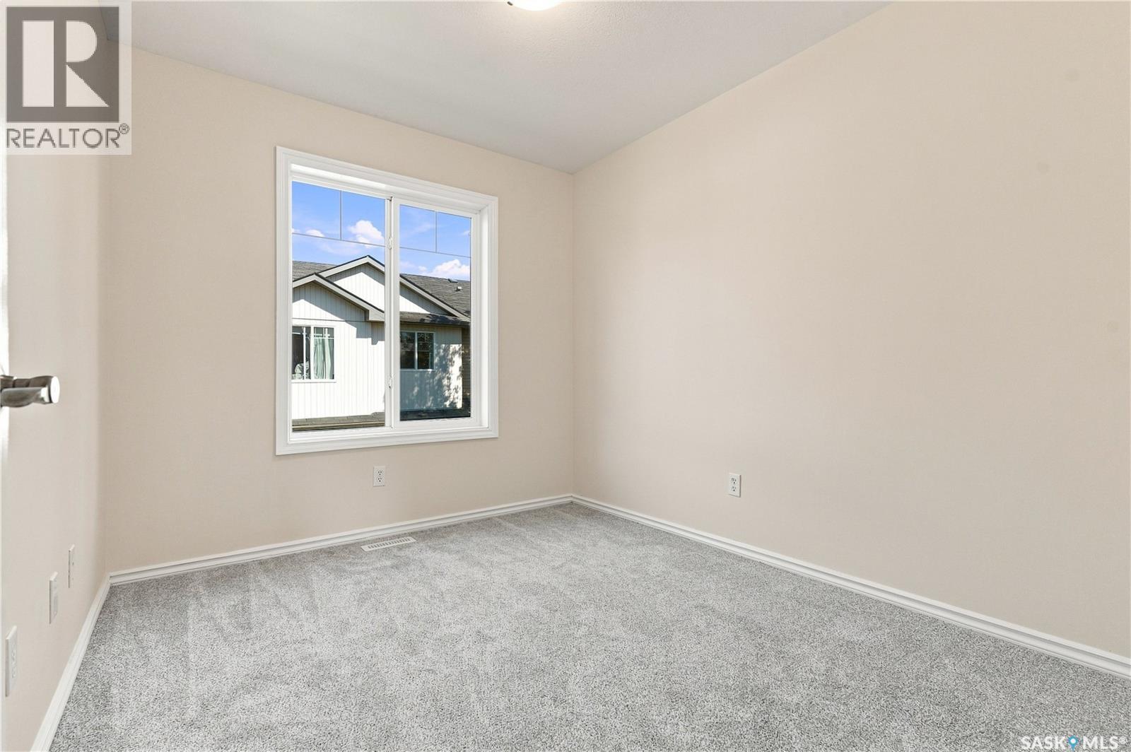 303 303 Slimmon Place, Saskatoon, Saskatchewan  S7V 0A8 - Photo 16 - SK046295