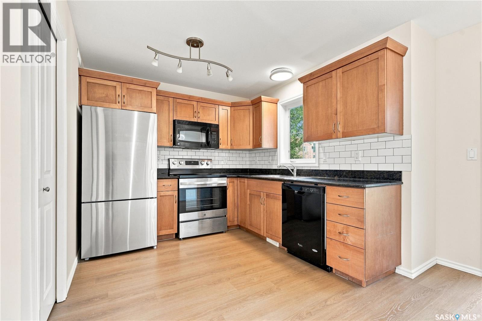 303 303 Slimmon Place, Saskatoon, Saskatchewan  S7V 0A8 - Photo 9 - SK046295