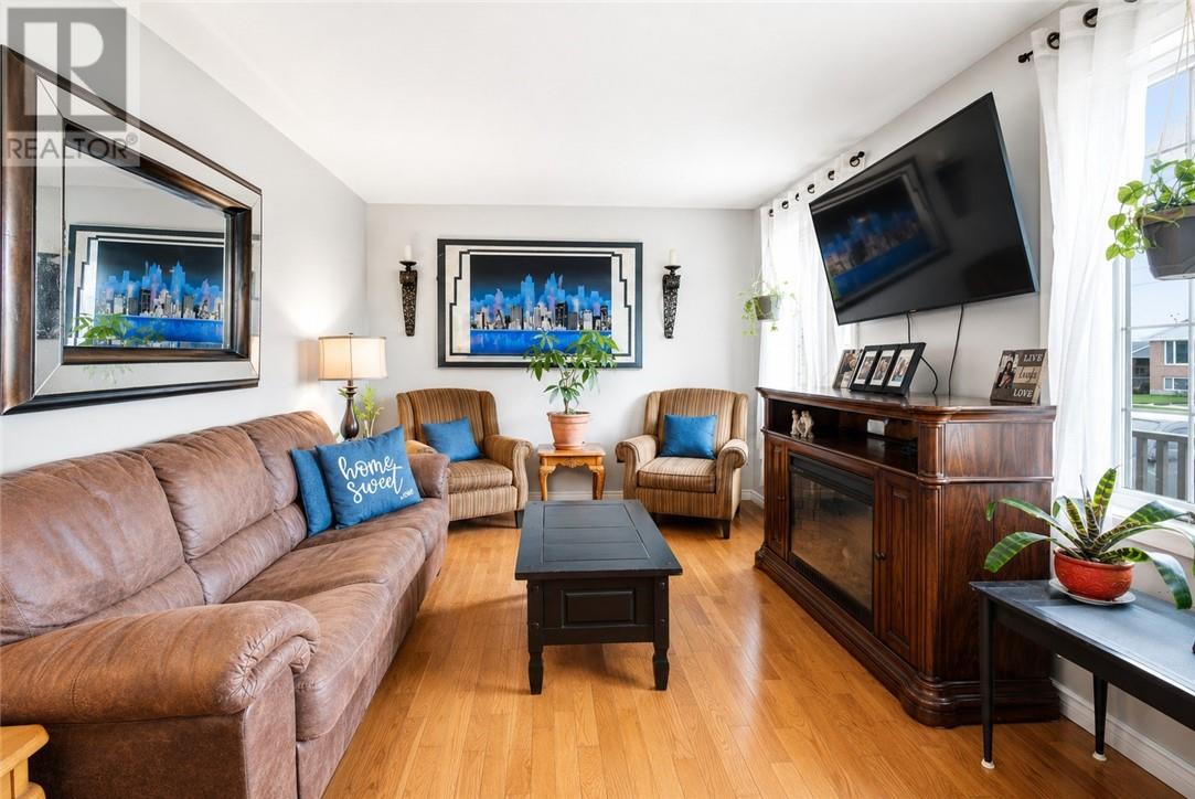 3083 Errington N, Chelmsford, Ontario  P0M 1L0 - Photo 6 - 2129995