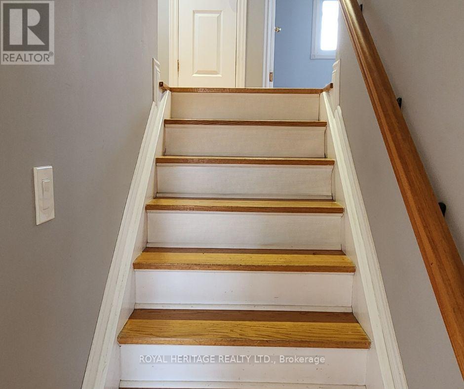 Main - 975 Hawthorne Court, Oshawa, Ontario  L1H 2H4 - Photo 12 - E13709248
