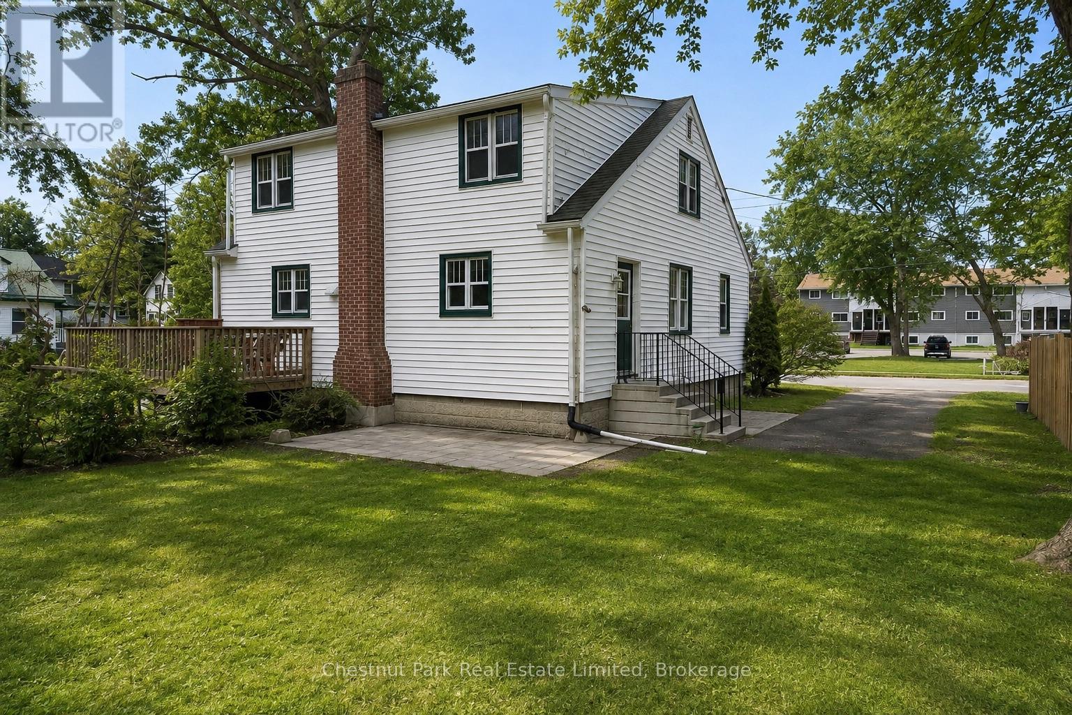 31-33 Washburn Street, Prince Edward County, Ontario  K0K 2T0 - Photo 14 - X13709246