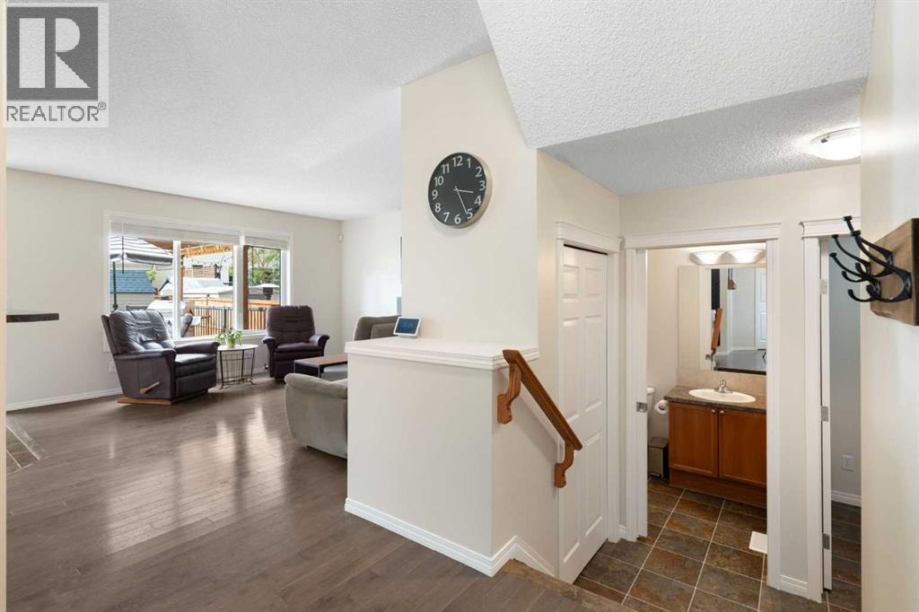 818 Copperfield Boulevard Se, Calgary, Alberta  T2Z 4R7 - Photo 10 - A2337365