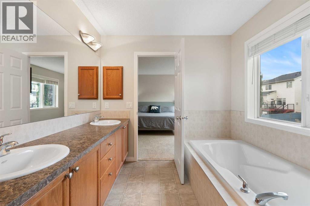 818 Copperfield Boulevard Se, Calgary, Alberta  T2Z 4R7 - Photo 25 - A2337365