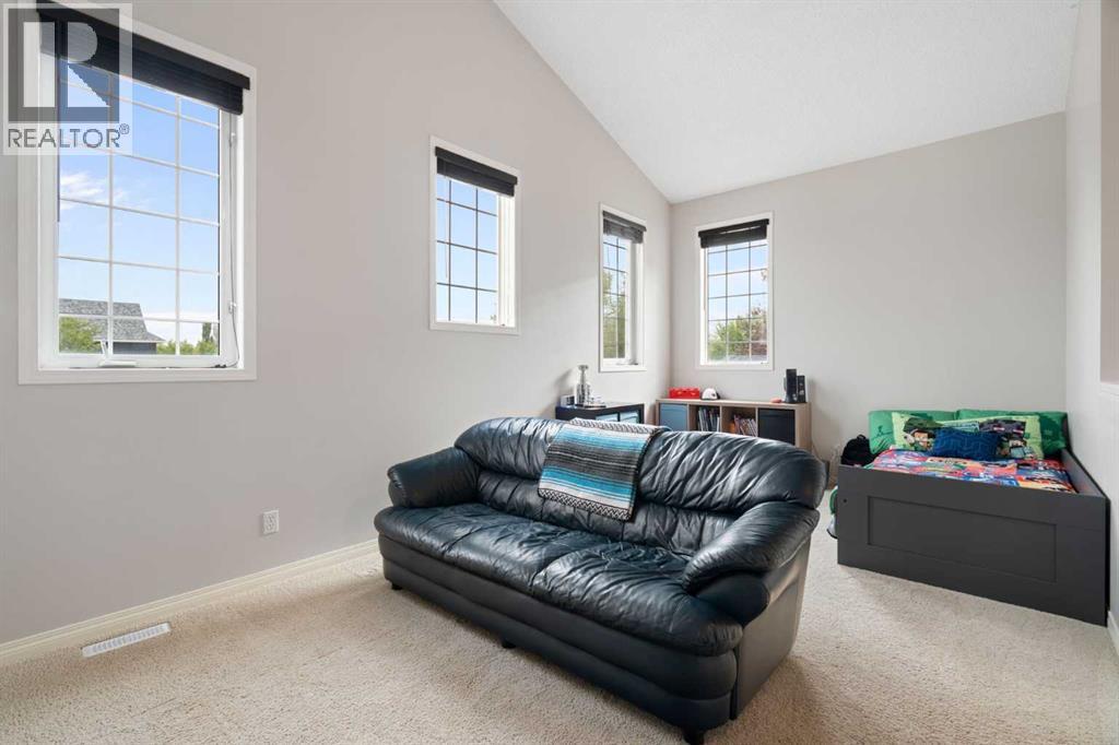 818 Copperfield Boulevard Se, Calgary, Alberta  T2Z 4R7 - Photo 15 - A2337365