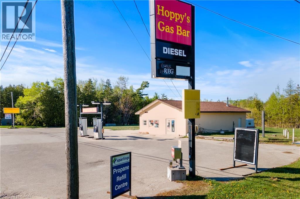 7384 Highway 6, Tobermory, Ontario  N0H 2R0 - Photo 4 - 40851147