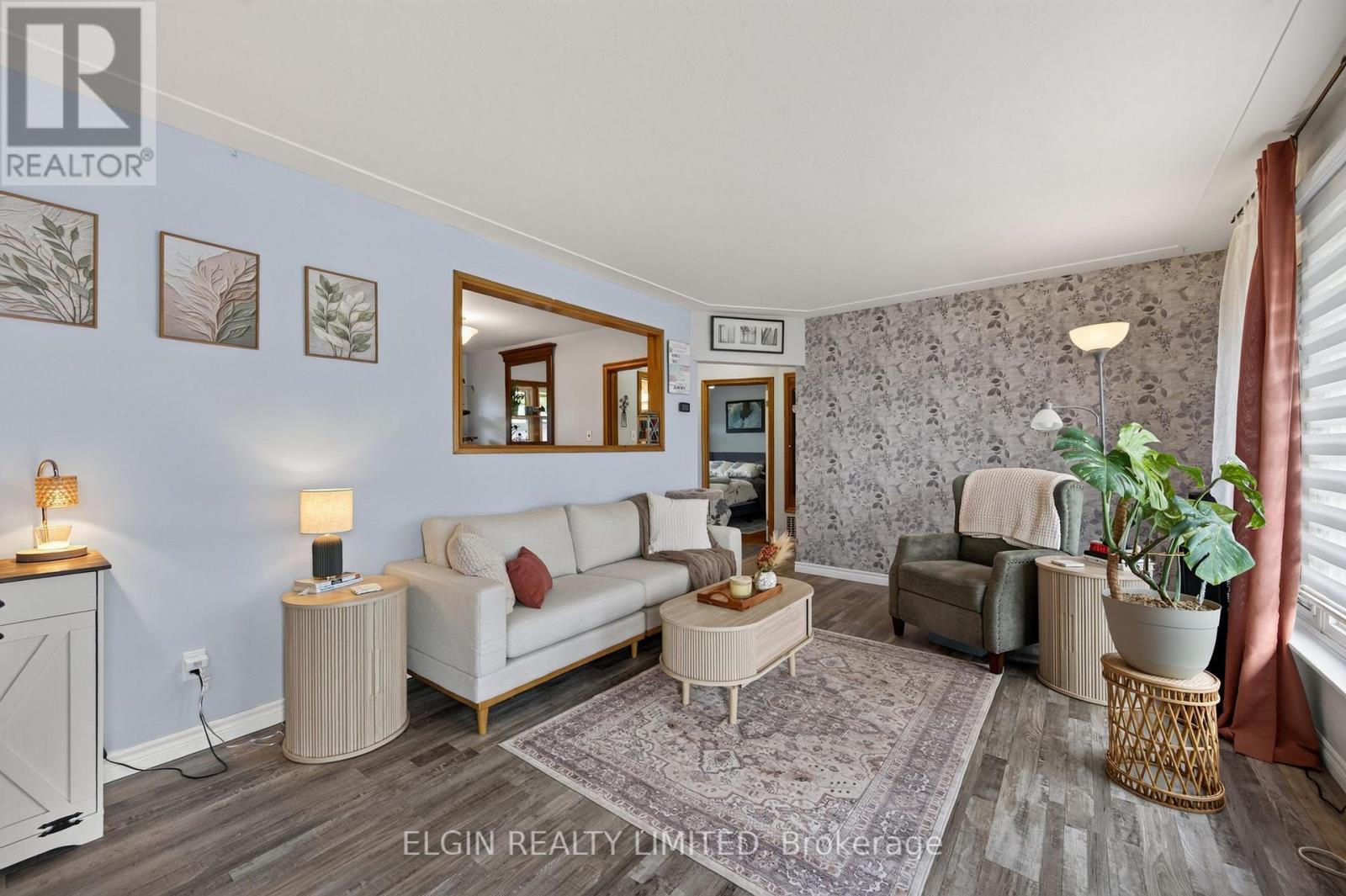 32 Coyne Street, St. Thomas, Ontario  N5R 4X8 - Photo 5 - X13709224