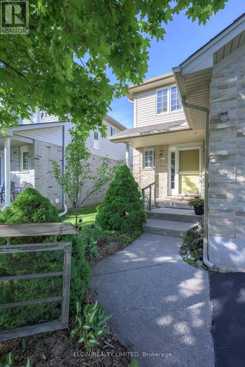 9939 Florence Street, Southwold (Southwold Town), Ontario  N5P 4L3 - Photo 2 - X13709228
