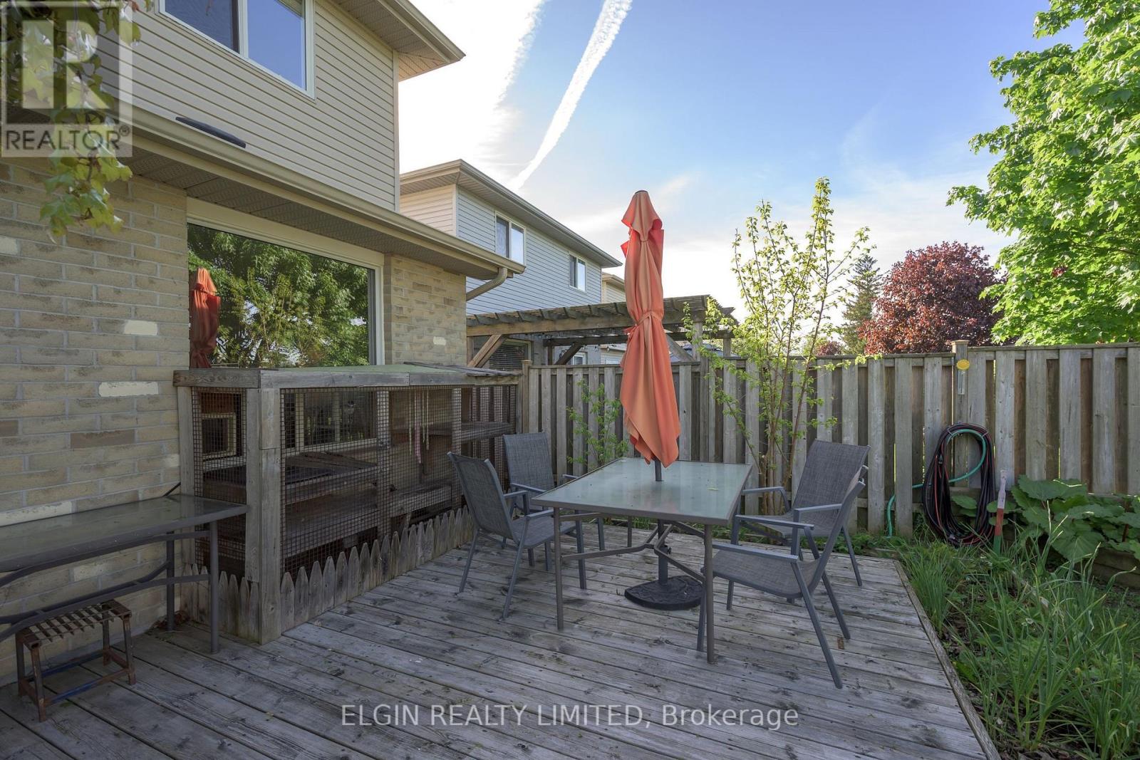 9939 Florence Street, Southwold (Southwold Town), Ontario  N5P 4L3 - Photo 32 - X13709228
