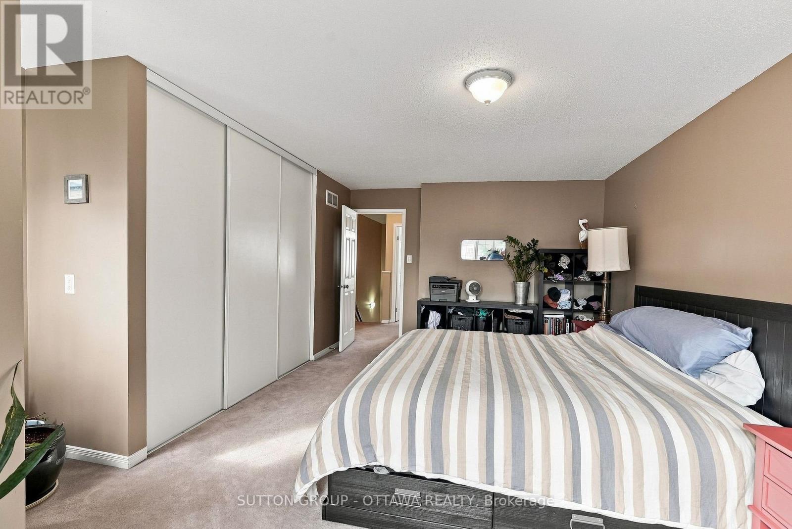 22 Manhattan Crescent, Ottawa, Ontario  K2C 4B4 - Photo 18 - X13709294