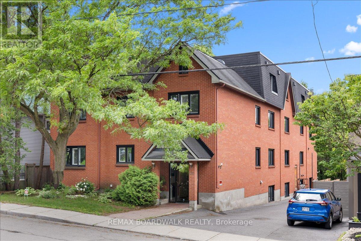 304 - 222 Russell Avenue, Ottawa, Ontario  K1N 7X5 - Photo 1 - X13709302
