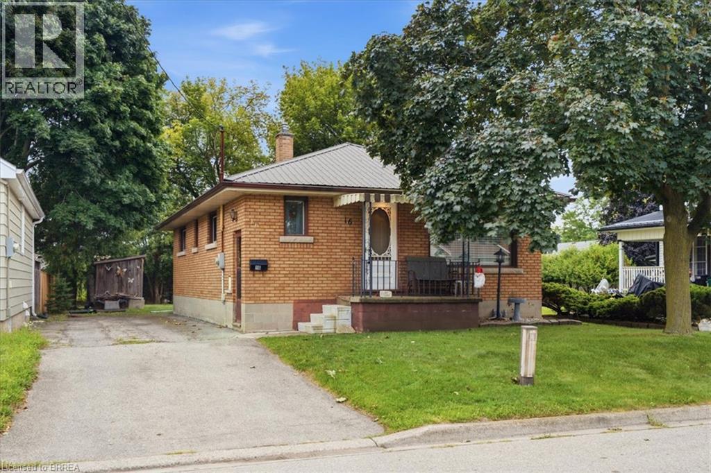 16 Mintern Avenue, Brantford, Ontario  N3S 1K6 - Photo 2 - 40858001
