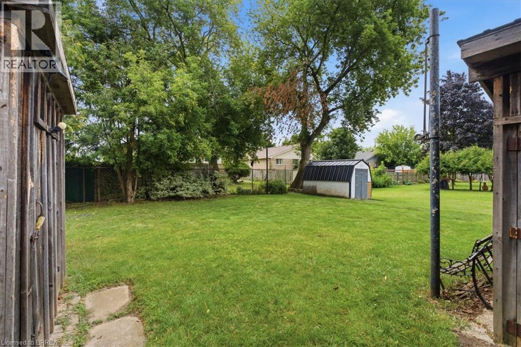 16 Mintern Avenue, Brantford, Ontario  N3S 1K6 - Photo 27 - 40858001