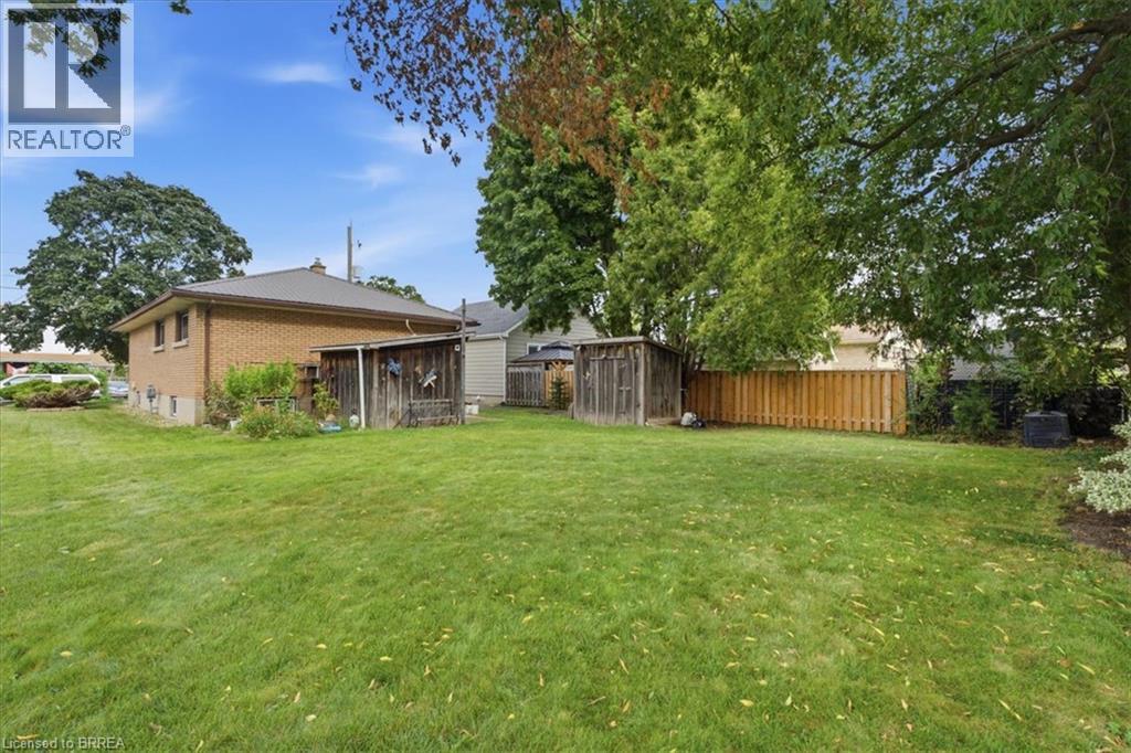 16 Mintern Avenue, Brantford, Ontario  N3S 1K6 - Photo 29 - 40858001
