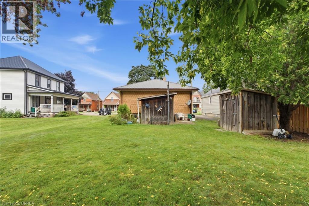 16 Mintern Avenue, Brantford, Ontario  N3S 1K6 - Photo 30 - 40858001