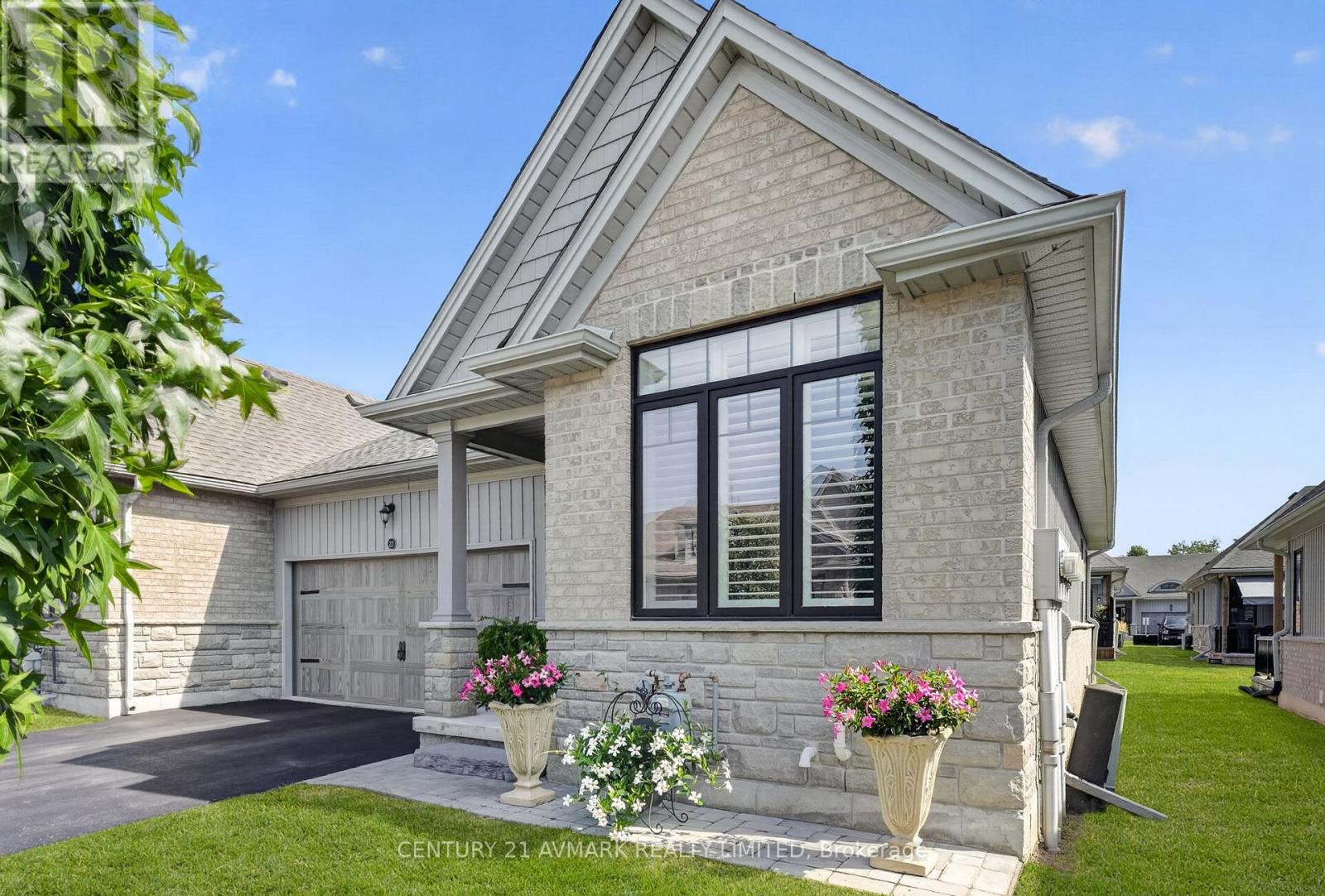 22 BORDEN TRAIL, Welland, Ontario