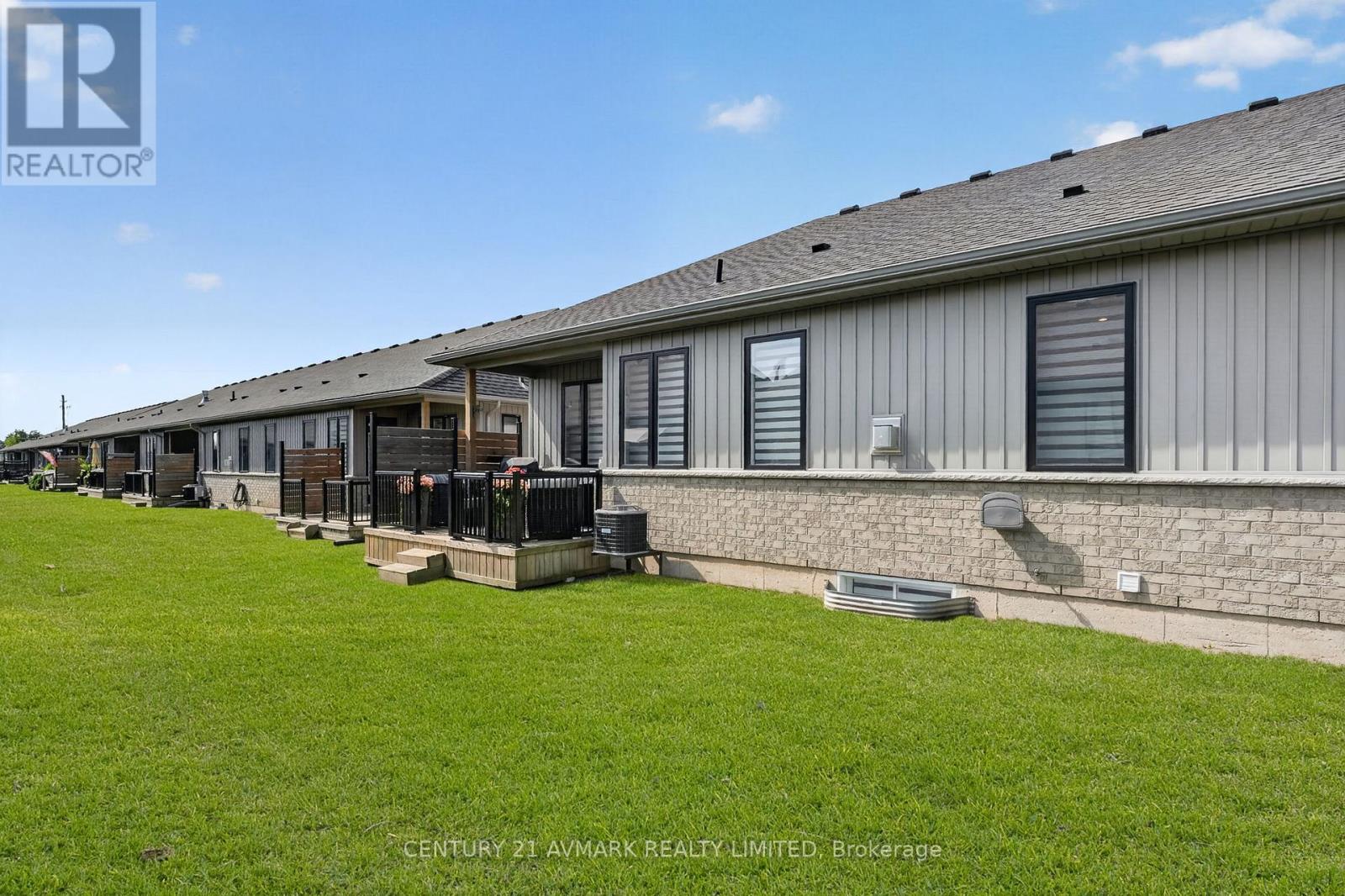 22 Borden Trail, Welland, Ontario  L3C 0H1 - Photo 40 - X13709284