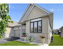 22 BORDEN TRAIL, Welland, Ontario
