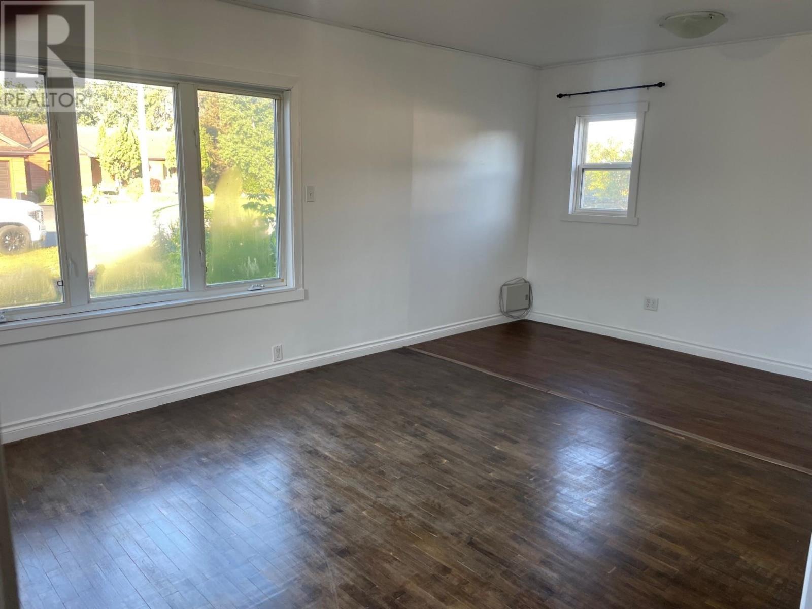 36 Clergue St, Kakabeka Falls, Ontario  P0T 1W0 - Photo 2 - TB2602502