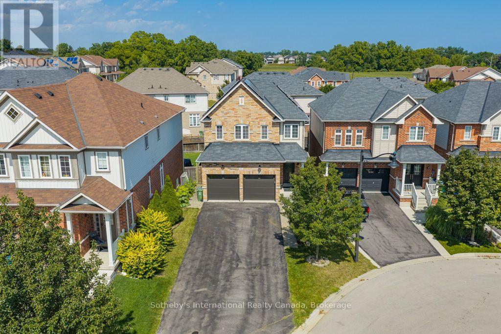 12 Bousfield Court, Hamilton, Ontario  L0R 2H1 - Photo 2 - X13709222