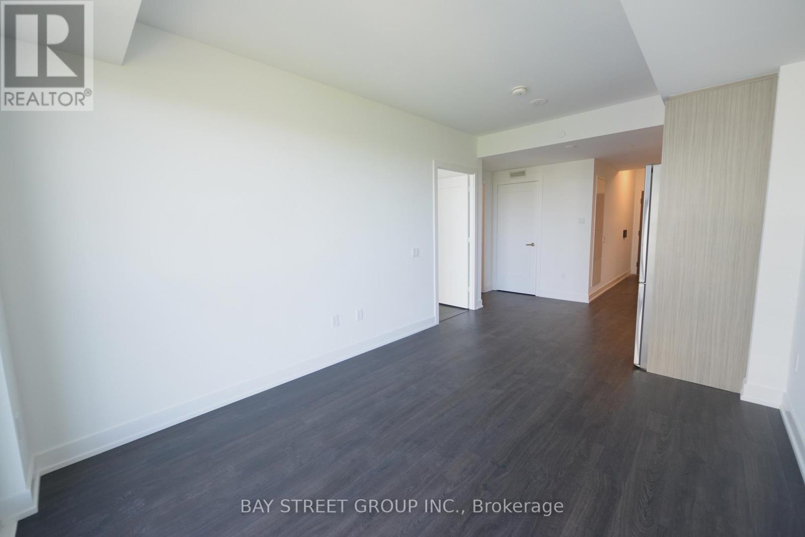 30 Inn On The Park Drive, Toronto, Ontario M3C 0P7 - Photo 8 - C13709280
