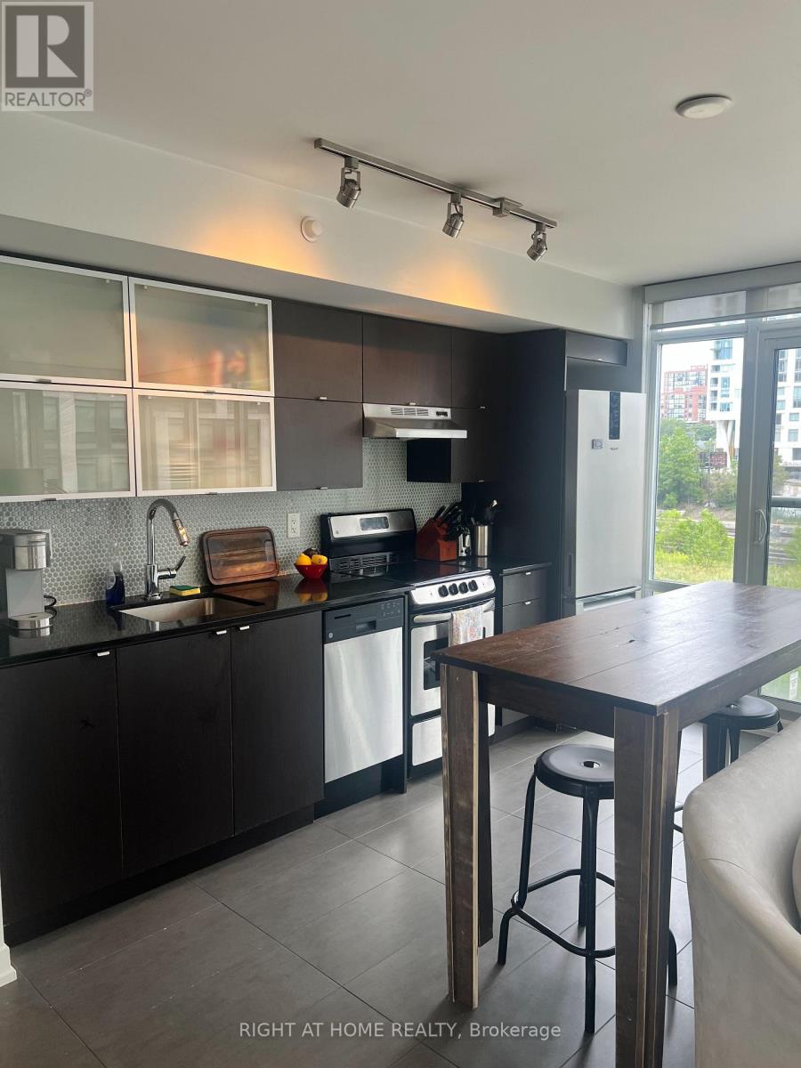 204 - 170 Fort York Boulevard, Toronto, Ontario  M5V 0E6 - Photo 8 - C13709314