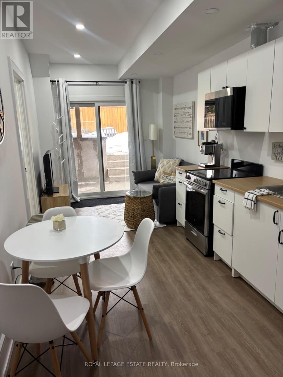 150 Warden Avenue, Toronto, Ontario  M1N 2Z4 - Photo 2 - E13709210