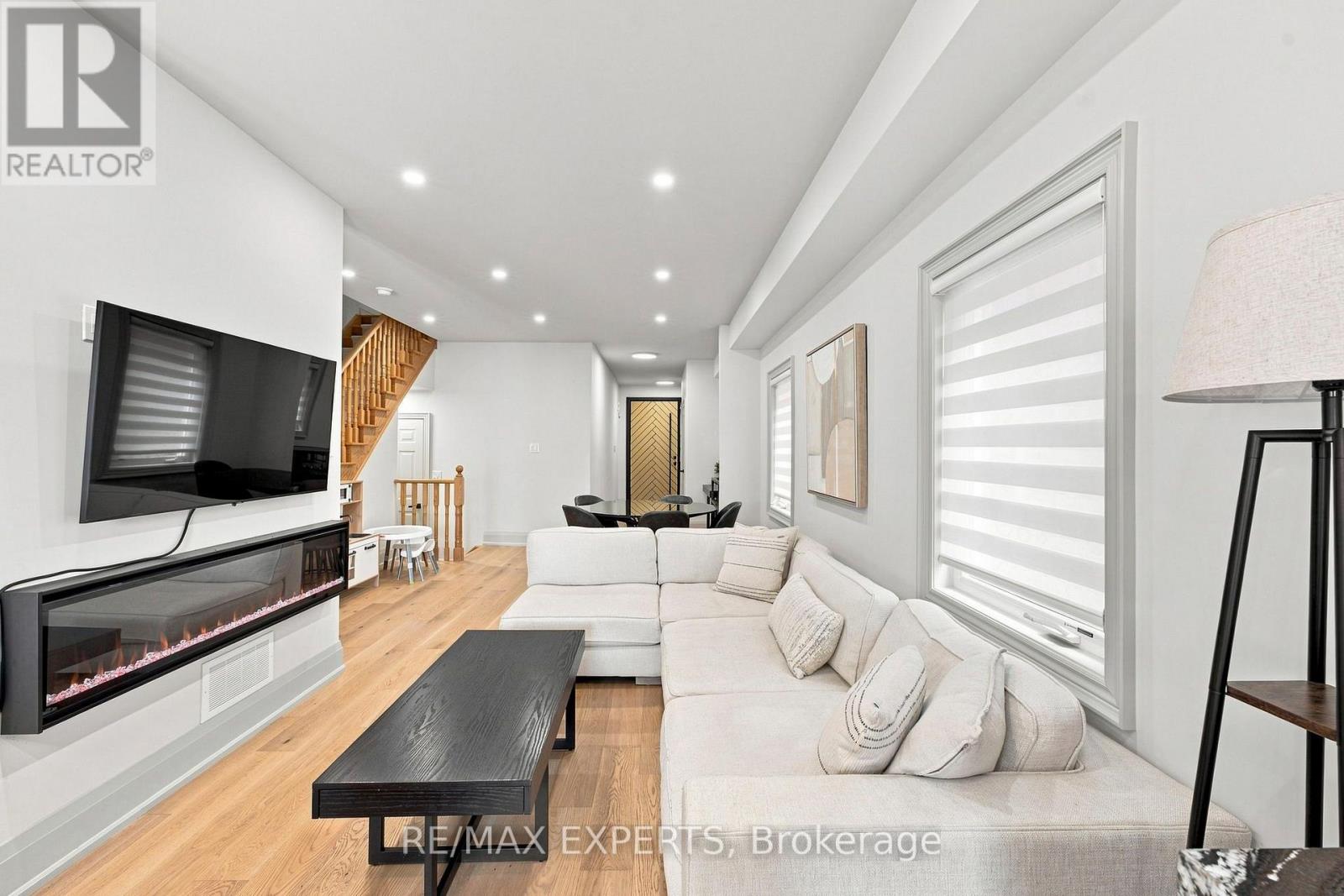 108 Westolivia Trail, Vaughan, Ontario  L4J 0C2 - Photo 9 - N13709250