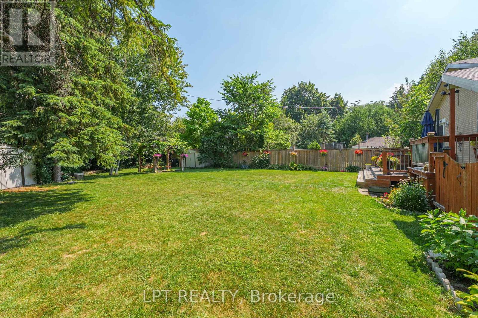 31 Patrick Drive, Aurora, Ontario  L4G 2A6 - Photo 35 - N13709254
