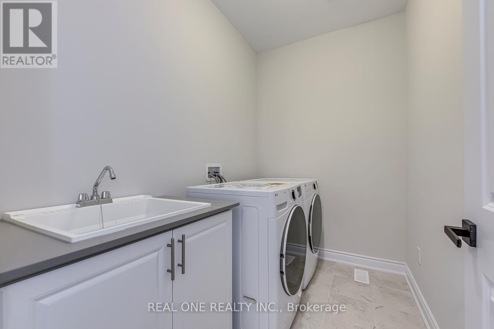 3099 Perkins Way, Oakville, Ontario L6H 7Z5 - Photo 36 - W13694758