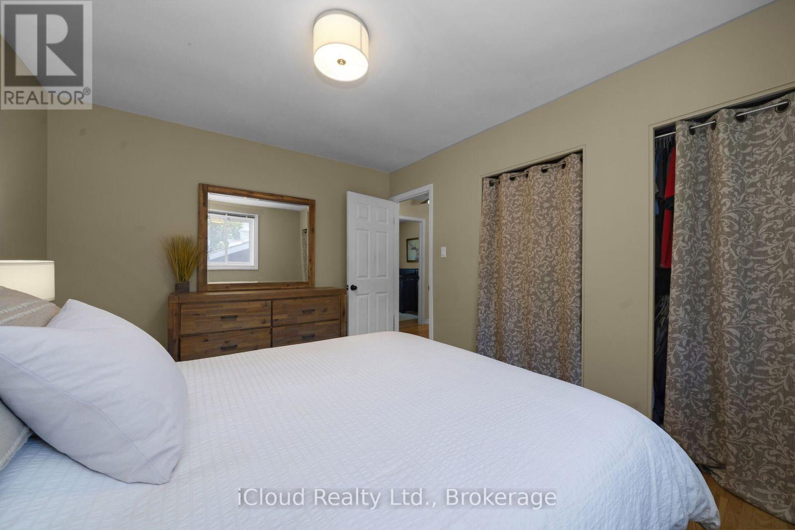 128 Elmore Drive, Halton Hills, Ontario  L7J 1T2 - Photo 22 - W13709266