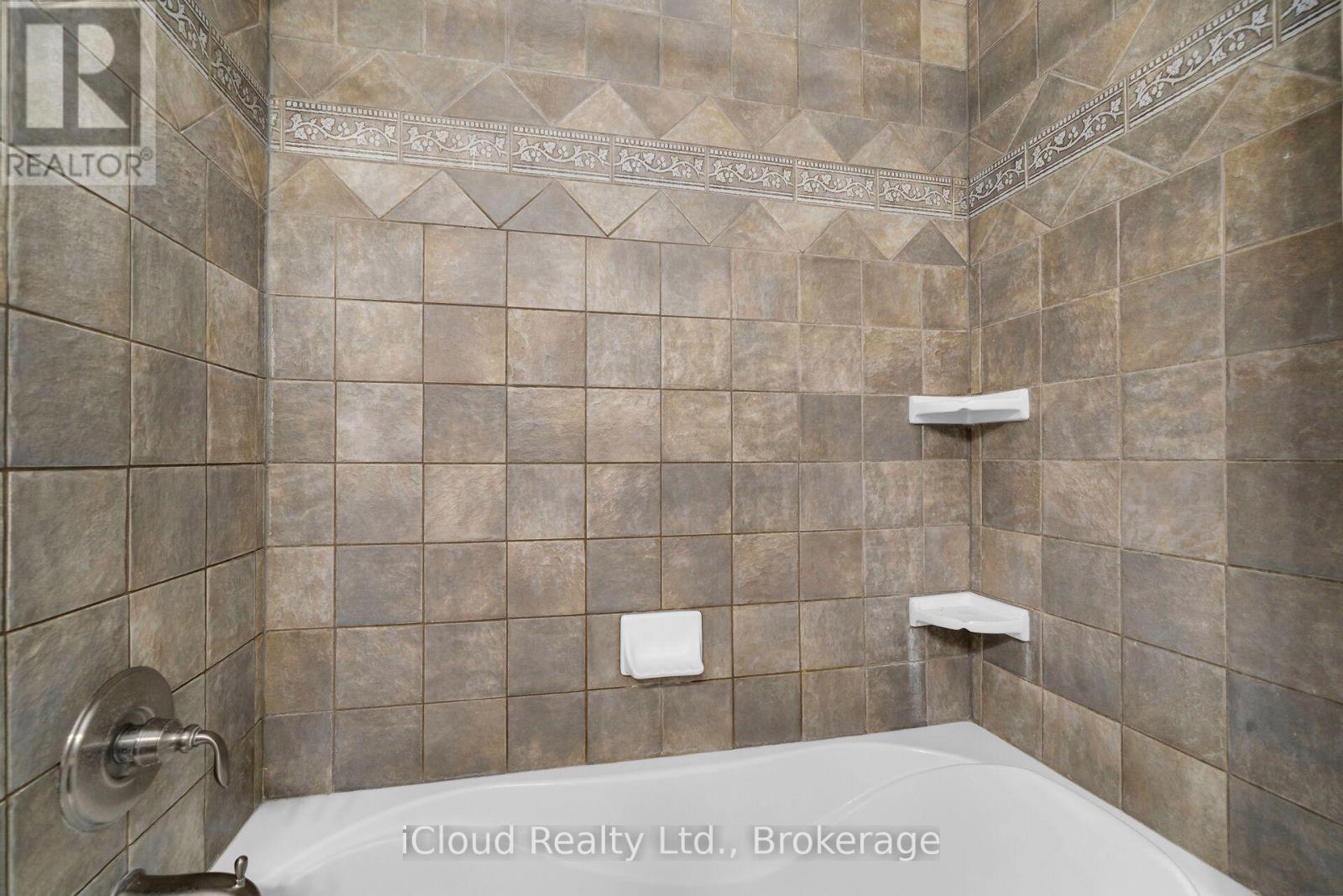 128 Elmore Drive, Halton Hills, Ontario  L7J 1T2 - Photo 29 - W13709266