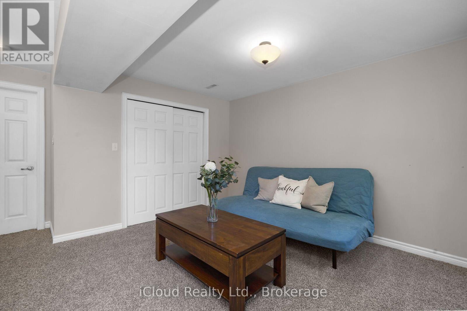 128 Elmore Drive, Halton Hills, Ontario  L7J 1T2 - Photo 33 - W13709266