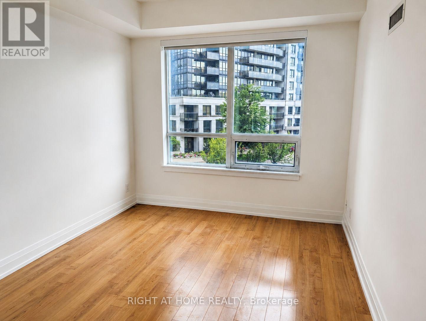 305 - 1060 Sheppard Avenue W, Toronto, Ontario  M3J 0G7 - Photo 18 - W13709308