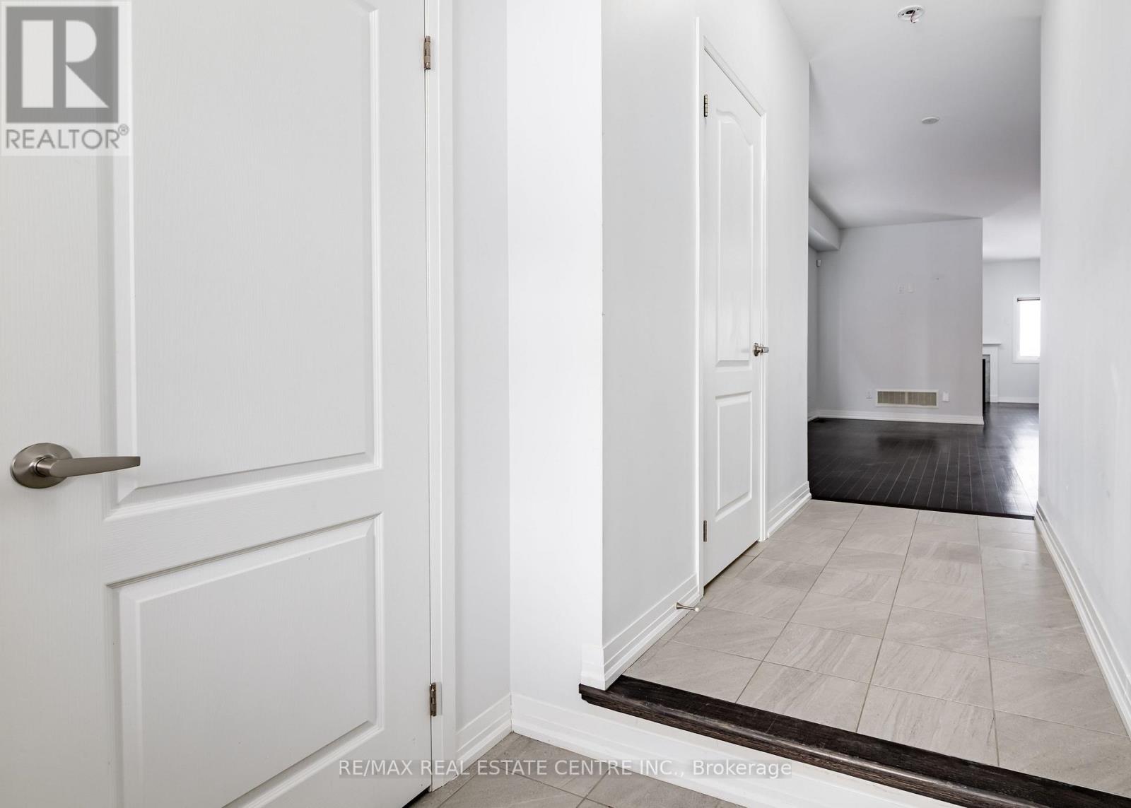 45 Rainey Drive, East Luther Grand Valley, Ontario  L9W 7R5 - Photo 4 - X13709212