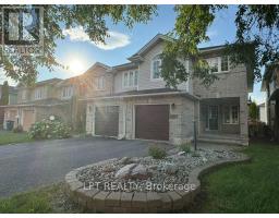 323 BERRIGAN DRIVE, Ottawa, Ontario