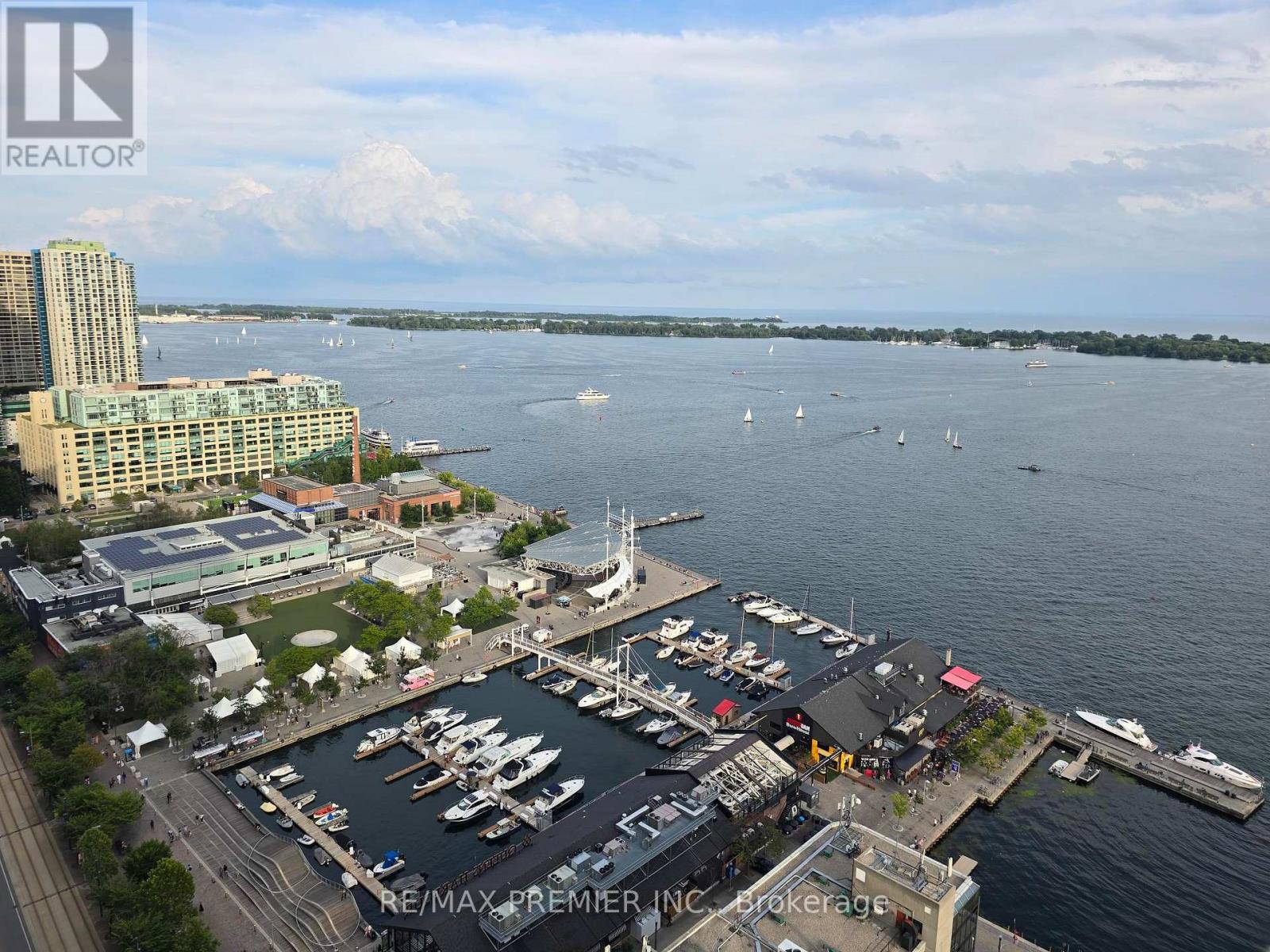 1003 - 270 Queens Quay W, Toronto, Ontario  M5J 2N4 - Photo 33 - C13708292