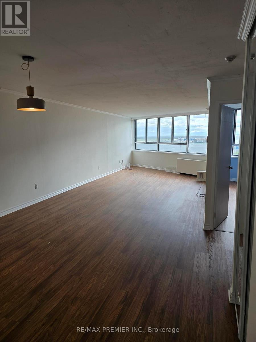 1003 - 270 Queens Quay W, Toronto, Ontario  M5J 2N4 - Photo 20 - C13708292