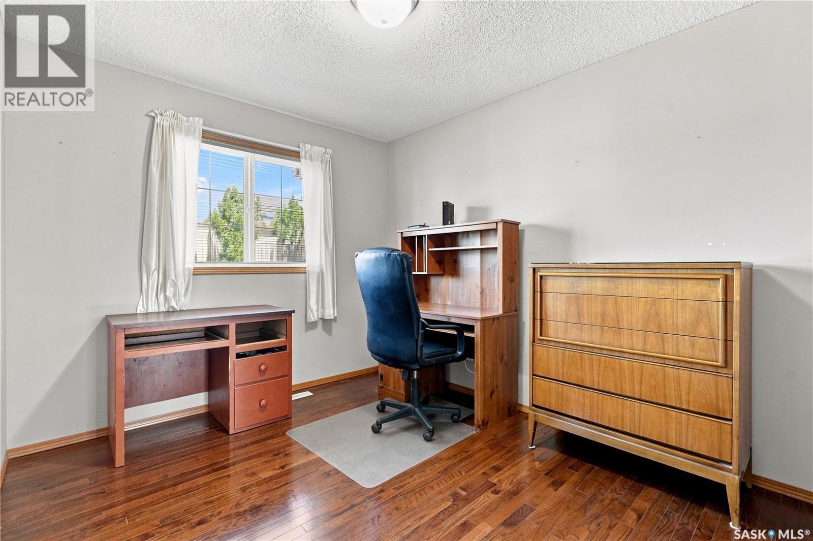 2723 Hayden Park Road, Regina, Saskatchewan  S4V 2X9 - Photo 21 - SK046445