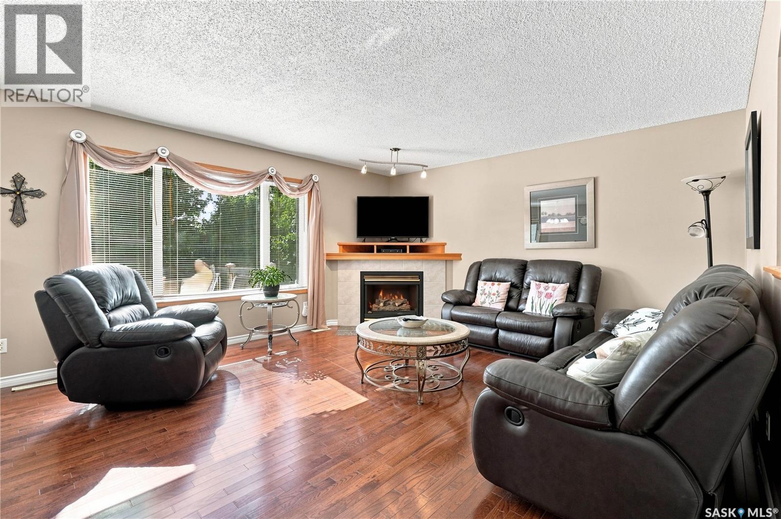 2723 Hayden Park Road, Regina, Saskatchewan  S4V 2X9 - Photo 6 - SK046445