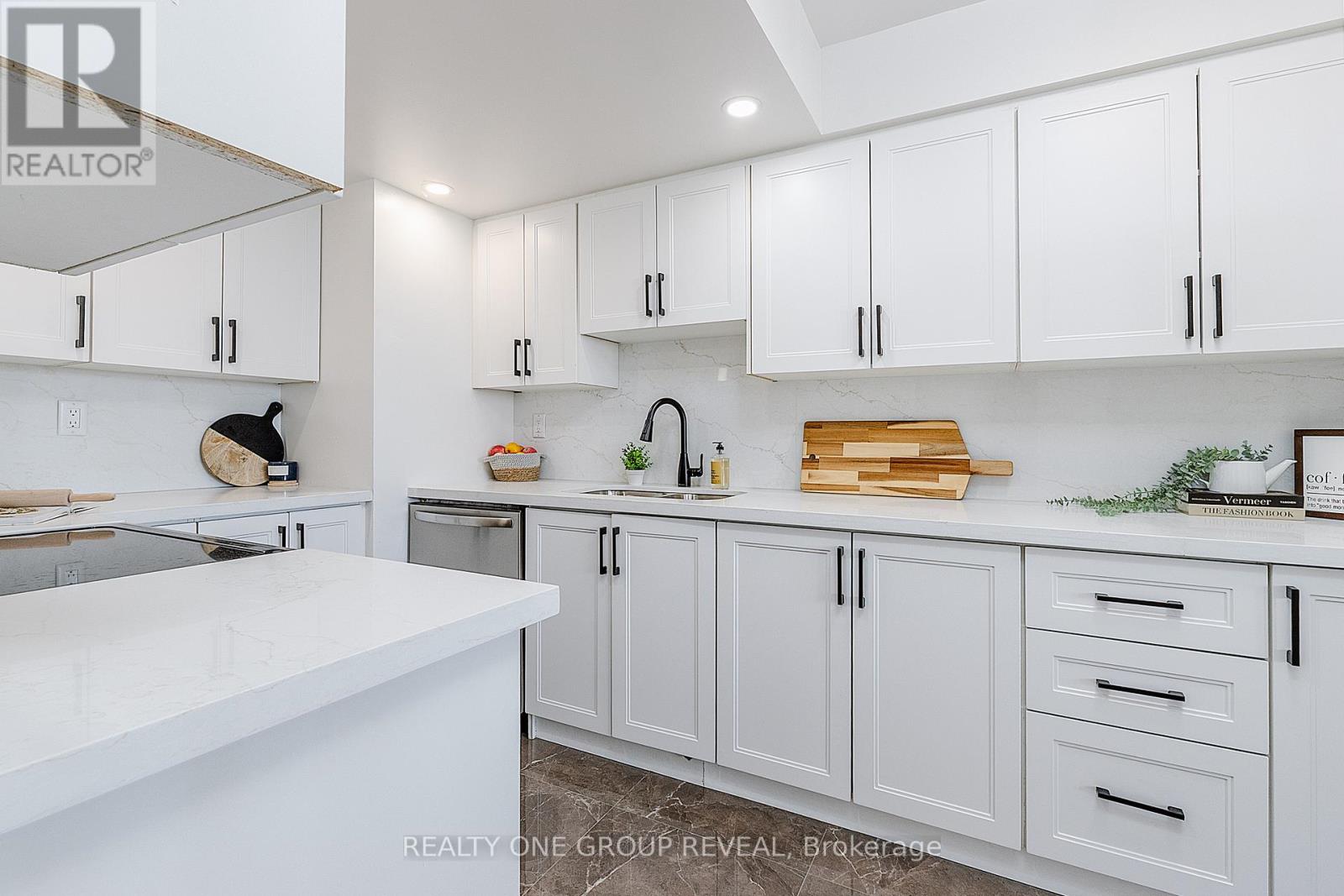 1509 - 121 Ling Road, Toronto, Ontario  M1E 4Y2 - Photo 14 - E13451996