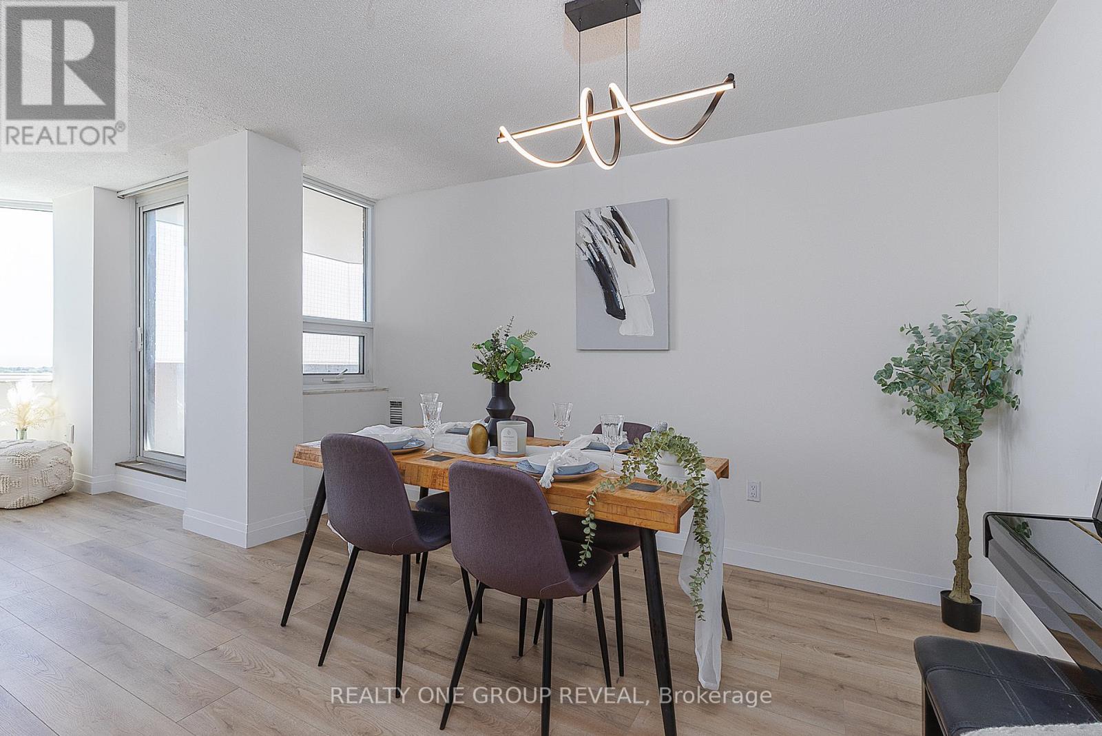 1509 - 121 Ling Road, Toronto, Ontario  M1E 4Y2 - Photo 4 - E13451996